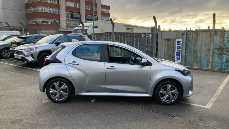 Toyota Yaris 1.5 Hybrid Icon 5dr CVT Hybrid Hatchback